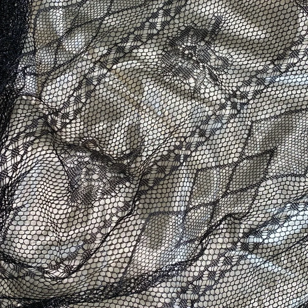Black shawl with fringe (net scarf)